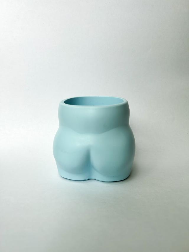 Bum Decorative Pot